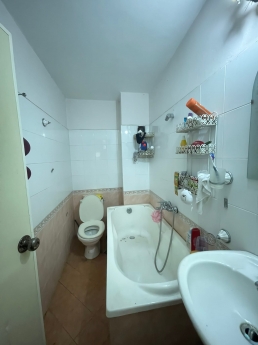 Nhà đẹp phường Bồ Đề , ngõ nông, dân xây,40m, 4 tầng nhỉnh 3 tỷ