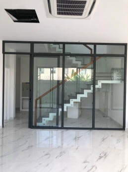 Cho thuê nguyên căn nhà 2 mặt tiền trước sau Hoàng Văn Thụ Tân Bình, 12x36m nở hậu 22m trệt 3 lầu