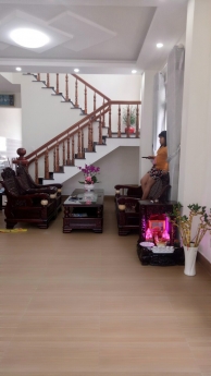 Cần bán khách sạn đang kinh doanh trên đường Ngô Quyền, Phường 6, TP. Đà Lạt giá 17 tỷ