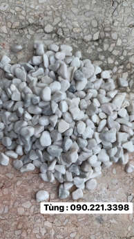 Sỏi màu giá rẻ 2k trên một kg
