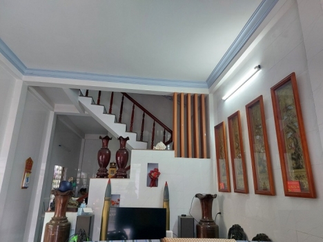 Siêu rẻ 5,25 tỷ nhà lô góc ngã tư Nguyễn Phước Nguyên