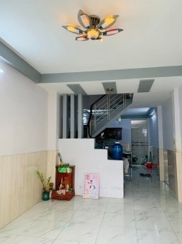 [8 TRIỆU] Cho thuê nhà 2PN, có máy lạnh, quạt, tủ lạnh đường Trần Văn Khánh