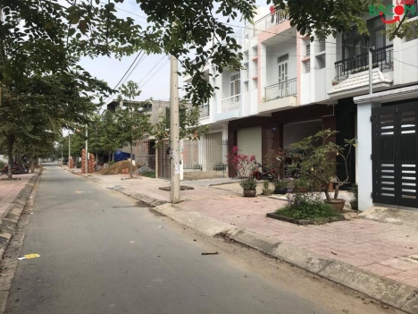 BÁN LÔ ĐẤT NGAY SONG NGỮ LẠC HỒNG 81M2 SHR FUll THỔ CƯ BỬU LONG CHỈ 3,2 TỶ