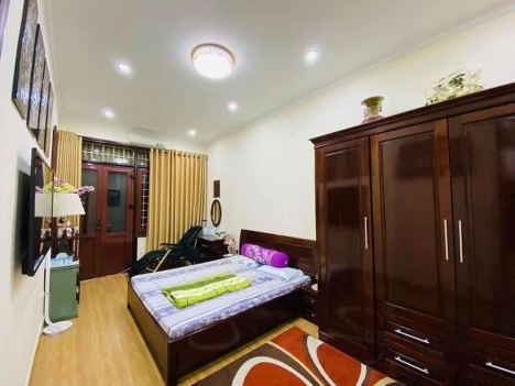 Bán Nhà phố Bằng Liệt, 40M, 5 Tầng, Nhà đẹp, Gần phố.