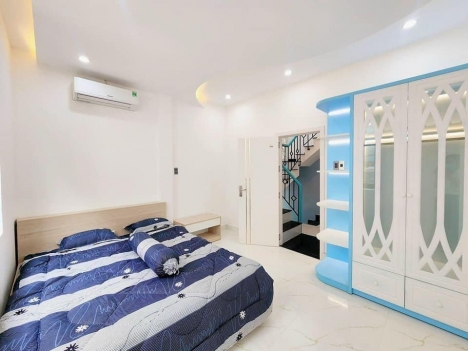 SIÊU PHẢM 3 TÀNG SAU LƯNG MT HÀN MẶC TỬ GIÁ RẺ