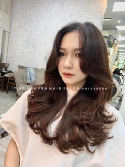 Xoăn sóng lơi nhẹ nhàng mái bay, style thời trang. - Tiệp Nguyễn Hair Salon