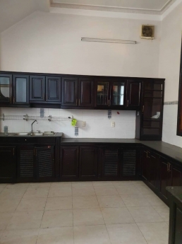 Bán rẻ  nhà 3 tầng Núi Thành , Hải Châu giá tốt nhất T7 âm lịch