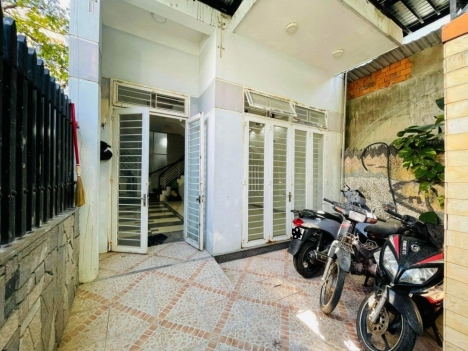Bán nhà MT Tố Hữu, Hải Châu, 72m2/3 Tầng giá 5,5 tỷ [ BÁN ĐẤT TẶNG NHÀ]