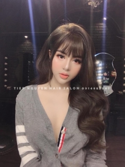7+ kiểu tóc uốn xoăn sóng lơi không nên bỏ lỡ. - Tiệp Nguyễn Hair Salon