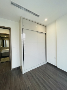 Cho thuê căn hộ view đẹp Vinhomes Symphony, Long Biên. 70m2. 2 ngủ. 2vs giá chỉ 12 triệu/th
