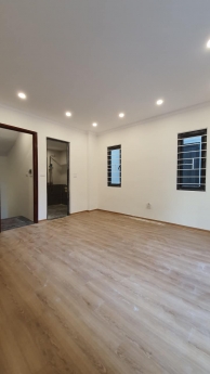 Nhà đẹp Phúc Lợi, mới cứng coong, 2 thoáng, 35m, 5 tầng nhỉnh 2 tỷ
