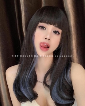 Tóc xoăn sóng lơi, kết hợp nhuộm nâu tây rêu. - Tiệp Nguyễn Hair Salon