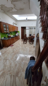 Bán nhà phố Ngọc Lâm, cách 1 nhà ra phố, dân xây, 60m, 4 tầng, nhỉnh 4 tỷ