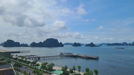 chủ cần chuyển nhượng khách sạn 5 sao  vinh hạ long