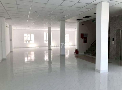 Cho thuê văn phòng, kho, xưởng may tầng 3 rộng 240m2