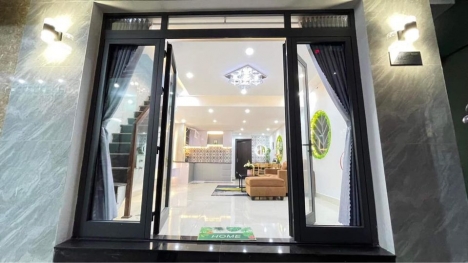 Bán Nhà Mặt Phố Lý Thái Tổ, Thanh Khê, Nhà Đẹp Ở Ngay, 55m2, Giá 2.5 Tỷ