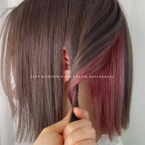 Uốn xoăn bung layer ngang vai tỉa mái thưa. - Tiệp Nguyễn Hair Salon