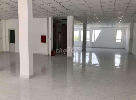 Cho thuê văn phòng, kho, xưởng may tầng 3 rộng 240m2