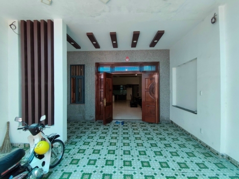 Nhà hẽm 5m Phước Long 7 tỷ 900.