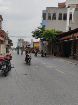 LÔ GÓC - NHÀ- 3T - HƯƠNG MẠC  -
+ GIÁ CHỈ 2,99 TỶ - 115M2 -MT6,2 -3THOÁNG