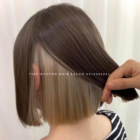 Tóc xoăn bung layer nhẹ mái bay. - Tiệp Nguyễn Hair Salon