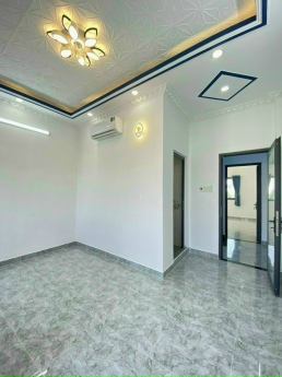Nhà bán sổ riêng hoàn công đúng hiện trạng hẻm 1716  Huỳnh Tấn Phát, Nhà Bè