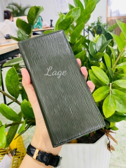 Mẫu ví cầm tay da epi hàng da bò thật bảo hành 2 năm