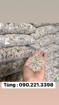 Sỏi tự nhiên rải lối đi bể cá