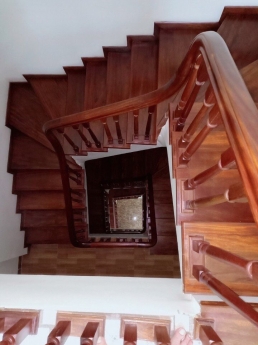 LÔ GÓC - NHÀ- 3T - HƯƠNG MẠC  -
+ GIÁ CHỈ 2,99 TỶ - 115M2 -MT6,2 -3THOÁNG