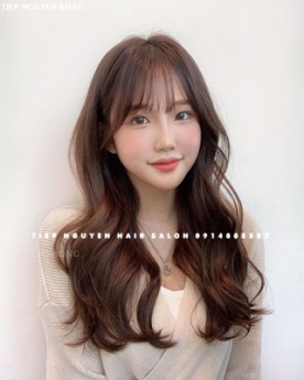 4 kiểu xoăn bung layer đẹp nhất mùa hè này. - Tiệp Nguyễn Hair Salon