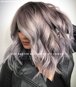 Top 9 kiểu tóc xoăn sóng nước nâng tầm cao mới cho nàng. - Tiệp Nguyễn Hair Salon