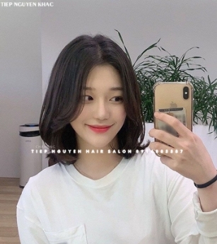 88 kiểu tóc layer kết hợp xoăn sóng lơi hot hit mùa thu 2022. - Tiệp Nguyễn Hair Salon