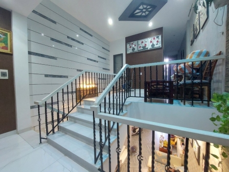 Bán nhà kiệt Oto Trưng Nữ Vương, Hải Châu, 84m2, ngang 6m, 3 Tầng, 4.3 tỷ gặp chủ TL