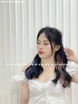 Xoăn sóng layer nhẹ nhàng, xoăn sóng nước ngang vai. - Tiệp Nguyễn Hair Salon