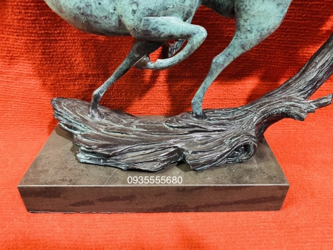 Giao lưu tượng đồng hươu