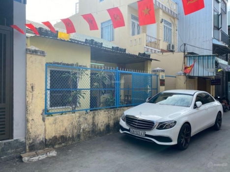 140M2 NGANG 8M4 NỞ HẬU 9M4, ĐƯỜNG 5.5M, 2 Ô TÔ TRÁNH NHAU