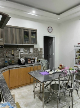 Cần bán nhà mặt tiền kinh doanh đường Ngô Quyền Phường 6, TP. Đà Lạt, giá 7,5 tỷ