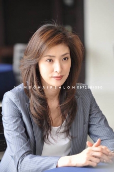 Uốn Cụp Tóc Dài Địa Chỉ Làm Tóc Đẹp Uy Tín Giá Rẻ Hoài Đức - Nam Đỗ Hair Salon