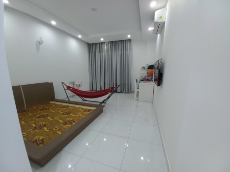 Bán Nhà Mặt Tiền Kinh Doanh 4x16m Lâm Văn Bền, Quận 7