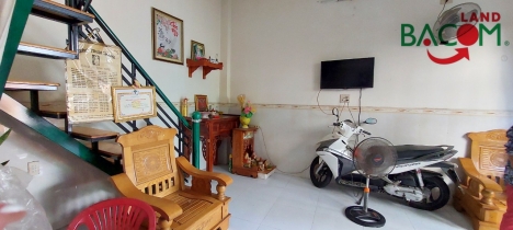 Trung Tâm Biên Hòa nhà 1T1L  p hòa bình