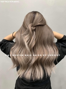 Xoăn lơi ngang vai, xoăn sóng nước. - Tiệp Nguyễn. Hair Salon