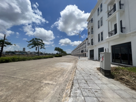 Bán đất View Sông Kalong Móng Cái siêu đẹp giá đầu tư. LH: