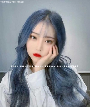 4 kiểu uốn xoăn sóng lơi cho nàng mặt tròn. - Tiệp Nguyễn Academy