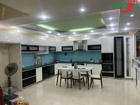 BÁN NHÀ MẶT TIỀN KINH DOANH 1T 2L, 8,5M NGANG , FUll THỔ CƯ, KẾ BỆNH VIỆN ĐỒNG NAI BIÊN HOÀ, CHỈ