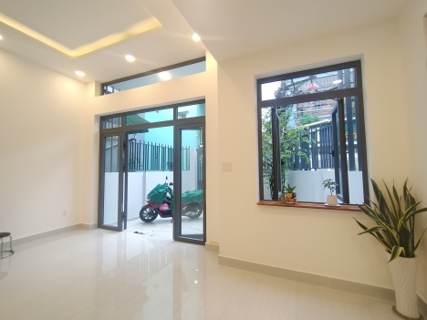 Nhà riêng Âu Cơ, Tân Phú, 72m2, Hẻm xe VINFAST, 4 tầng, gần quận 10, 11