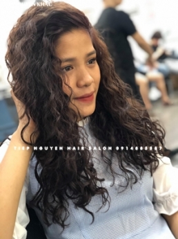 48 kiểu xoăn sóng lơi kết hợp nâu tây cá tính dịu dàng. - Tiệp Nguyễn. Hair Salon