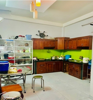 BÁN NHÀ 62m2 4 tầng , Nguyễn Tư Giản , phường 12 , Gò Vấp , giá chỉ 5,x tỷ (x nhỏ hơn 5)