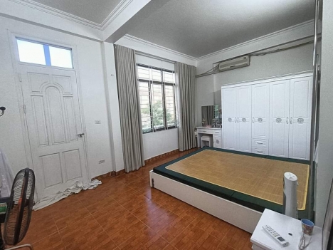 Cho Thuê nhà Nguyên căn 4 tầng 3 ngủ Trung tâm Đại Mỗ