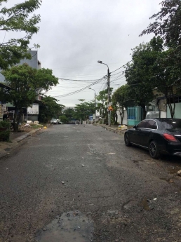 Bán đất Lê Văn Hiến sát cầu Tiên Sơn, 125m2 - giá 10,8 tỷ