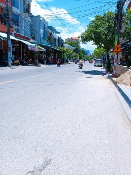 CHƯA QUA ĐẦU TƯ Nhà 85m2 Mặt tiền kinh doanh Phạm Như Xương 4,1 tỷ